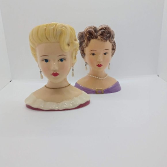 Vintage set of 2 Lady head Vase collectibles - Picture 3 of 7